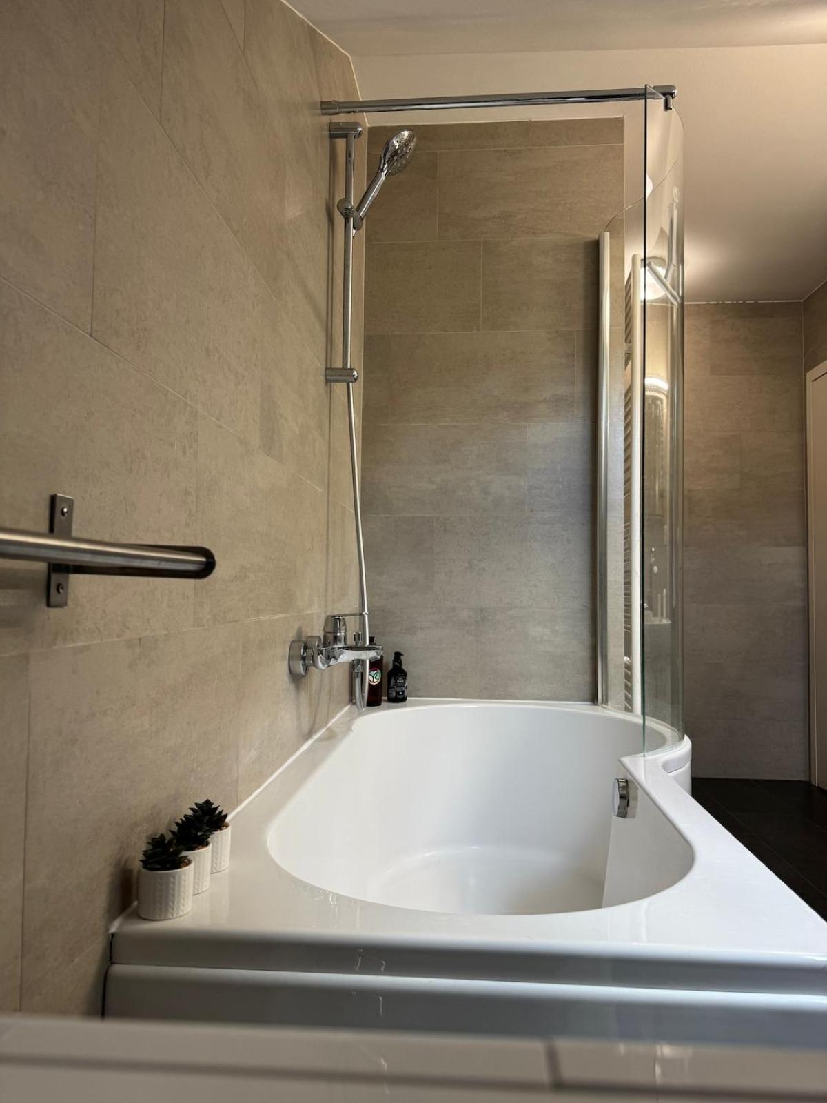 Apartment Charming Duplex Loft In Center *